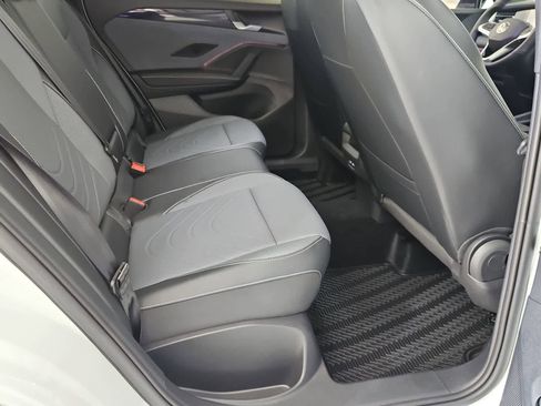 New 2026 Volkswagen Tiguan SE R-Line AWD/4WD image 21