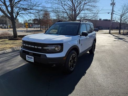 Used 2025 Ford Bronco Sport Outer Banks w/ Outer Banks Tech Package+ image 14