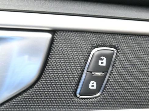 Used 2021 Ford Explorer 4WD image 27