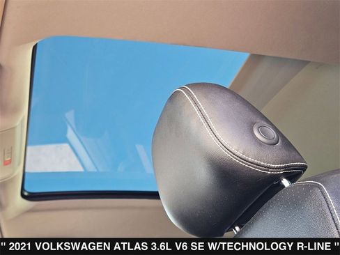 Used 2021 Volkswagen Atlas SE image 41