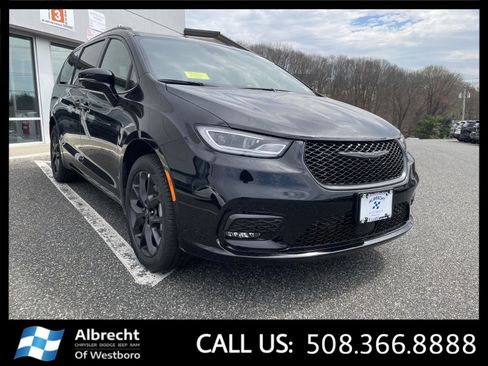 New 2026 Chrysler Pacifica Select image 7