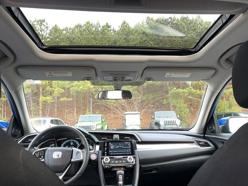 Used 2017 Honda Civic EX-T image 24