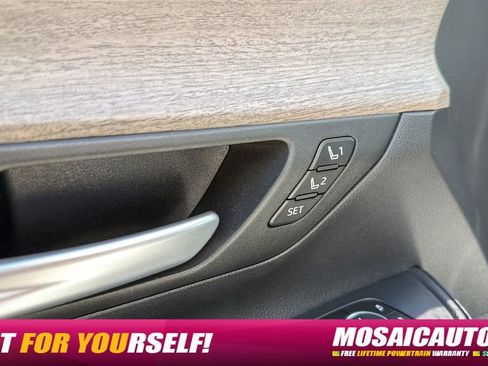 Used 2024 Toyota Grand Highlander AWD image 27