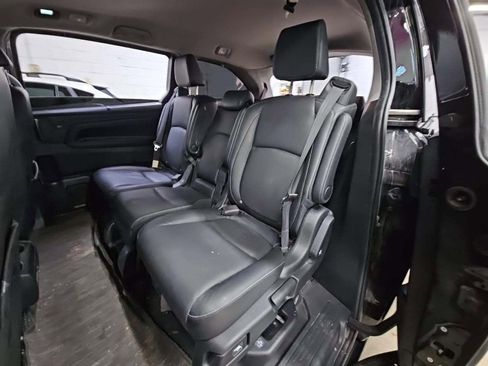 Used 2024 Honda Odyssey EX-L image 11