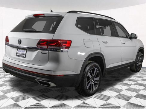Certified 2023 Volkswagen Atlas SE image 13
