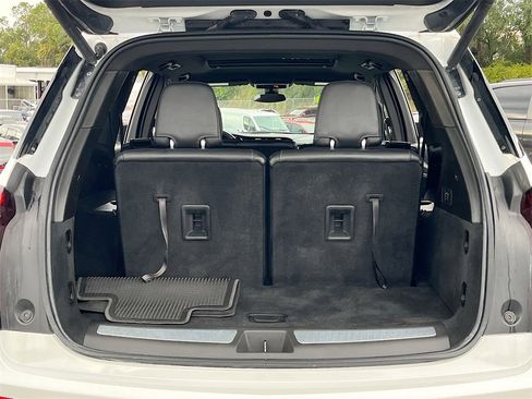 Used 2023 Cadillac XT6 Luxury image 27