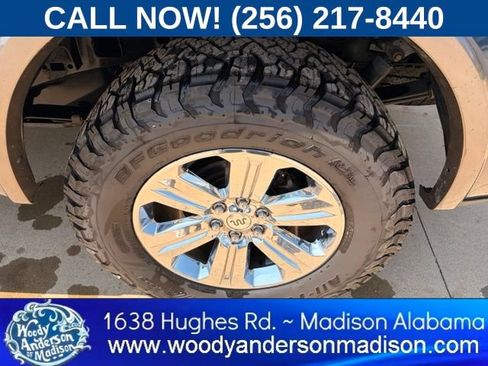 Used 2018 Ford F150 King Ranch w/ Equipment Group 601A Luxury AWD/4WD image 7