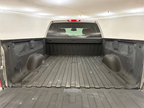 Used 2014 GMC Sierra 2500 SLE w/ SLE Preferred Package image 16