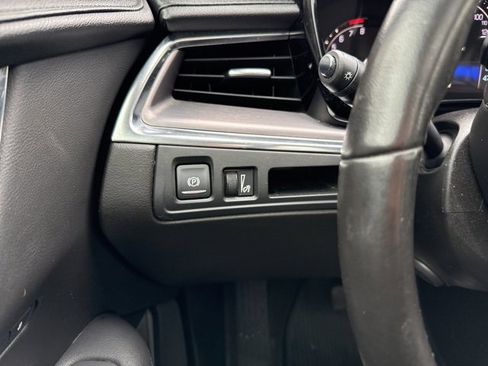 Used 2019 Cadillac XT5 Luxury image 21