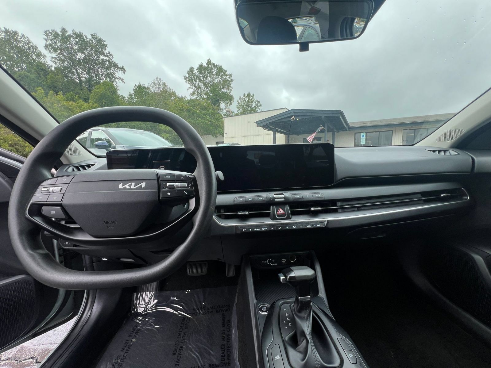 Used 2026 Kia K4 FWD image 28