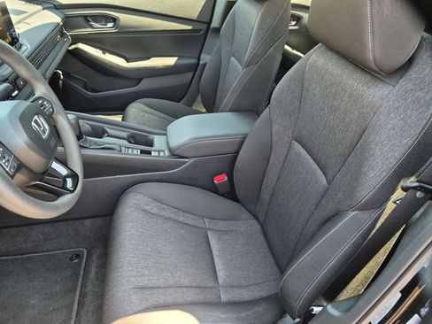 Used 2025 Honda Accord SE image 24