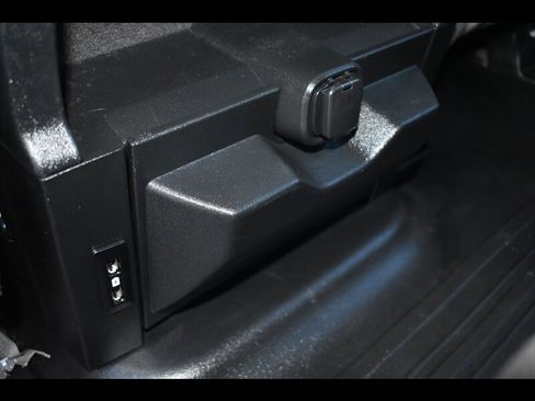 Used 2018 Ford F150 XLT w/ Max Trailer Tow Package image 24