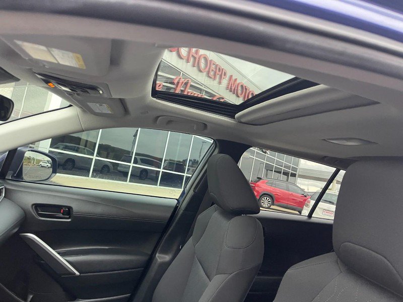 Used 2023 Toyota Corolla Cross LE w/ Moonroof Package FWD image 22