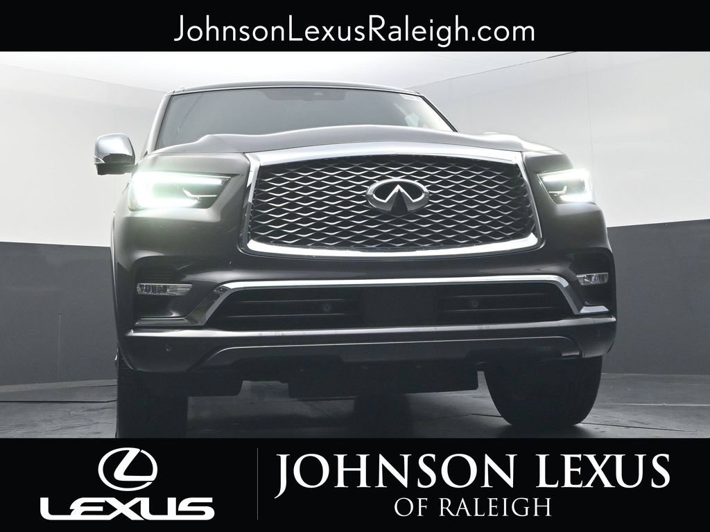 Used 2023 INFINITI QX80 Sensory w/ All-Season Package AWD/4WD image 16