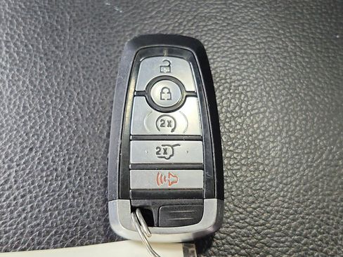 Used 2019 Ford Expedition Limited AWD/4WD image 15