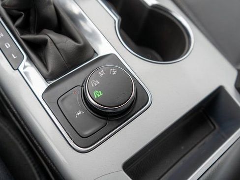 Used 2023 Chevrolet Blazer LT w/ Convenience Package AWD/4WD image 32