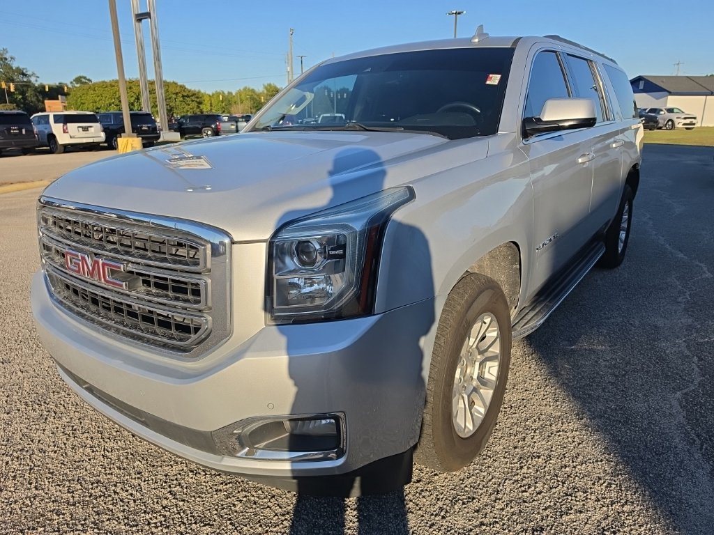 Used 2018 GMC Yukon XL SLT w/ Open Road Package AWD/4WD image 2