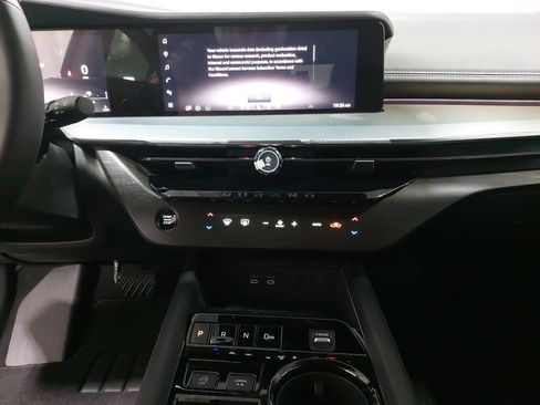 Certified 2025 Nissan Murano SL w/ Cargo Package AWD/4WD image 20