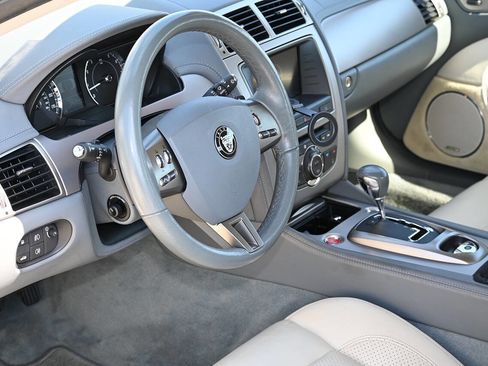 Used 2007 Jaguar XK Convertible RWD image 7