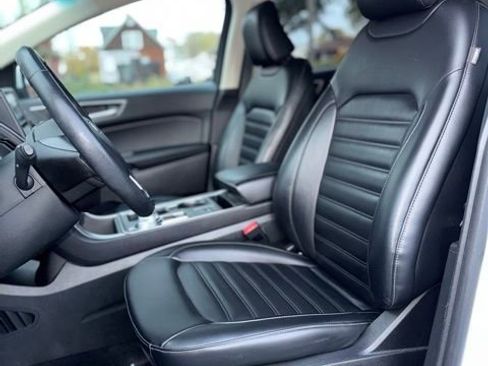 Certified 2023 Ford Edge SEL image 13