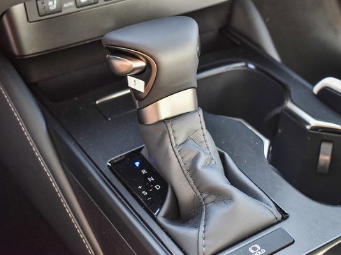 New 2025 Lexus ES 350 w/ Premium Package image 19