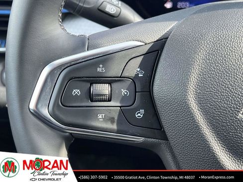 Certified 2025 Chevrolet Trax LT w/ Driver Confidence Package image 24