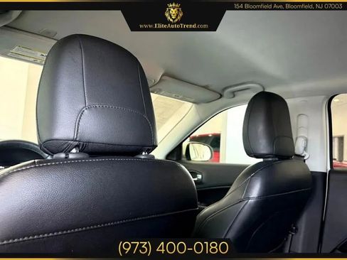 Used 2018 Jeep Compass Latitude w/ Popular Equipment Group image 26