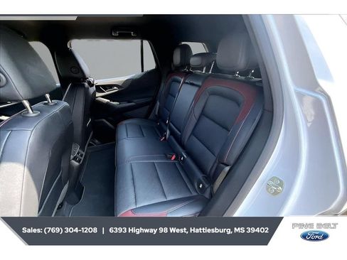 Used 2025 Chevrolet Equinox RS w/ Convenience Package III FWD image 19