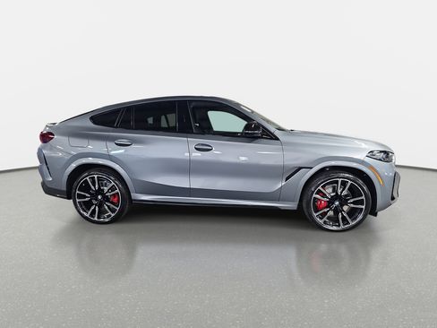 New 2026 BMW X6 M60i image 4