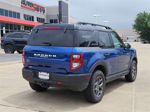 Used 2024 Ford Bronco Sport Badlands image 9
