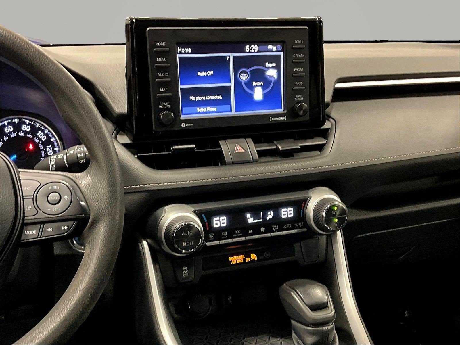Used 2022 Toyota RAV4 XLE AWD/4WD image 9