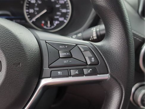 Used 2024 Nissan Sentra SV FWD image 21