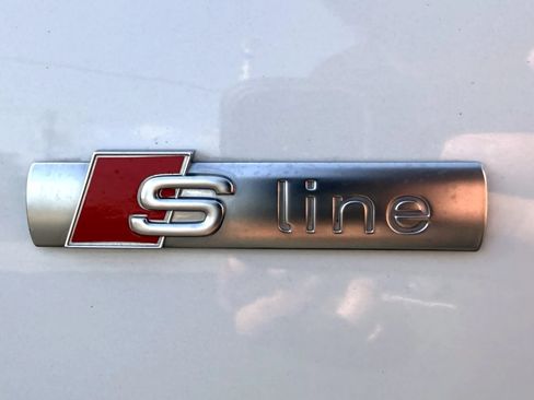 Used 2017 Audi A4 2.0T Premium Plus w/ Premium Plus Package AWD/4WD image 11