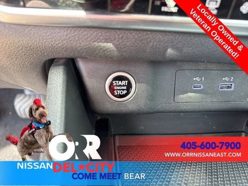 Used 2022 Nissan Rogue SV FWD image 31