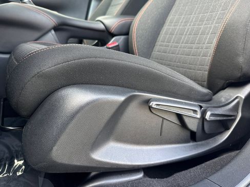 Used 2023 Honda HR-V Sport image 14