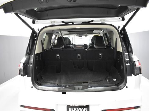 Used 2025 INFINITI QX80 Sensory image 45