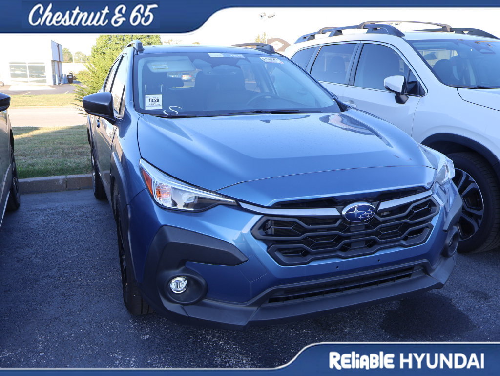 Used 2024 Subaru Crosstrek 2.0i Premium AWD/4WD image 3