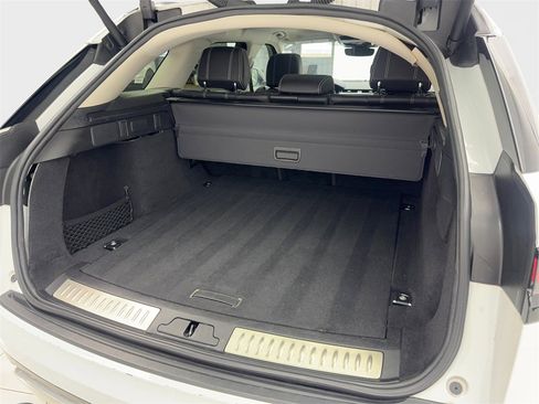 Used 2022 Land Rover Range Rover Velar S image 76