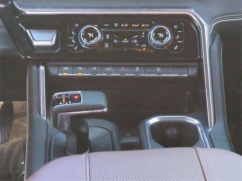 Used 2026 GMC Sierra 1500 Denali Ultimate image 19