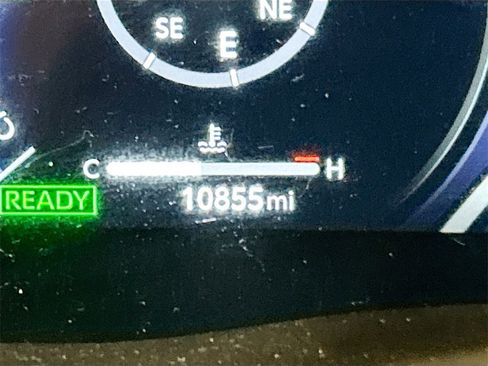 Used 2025 Toyota Camry XSE image 10