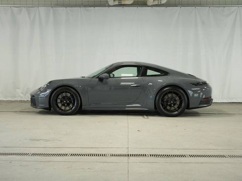 Used 2025 Porsche 911 Carrera 4 GTS image 2