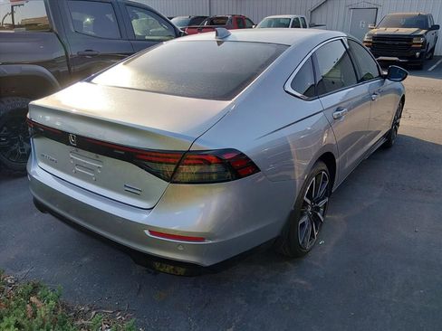 Used 2024 Honda Accord Touring image 5