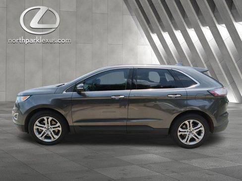 Used 2018 Ford Edge Titanium w/ Technology Package FWD image 1