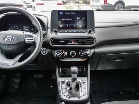 Certified 2022 Hyundai Kona SEL AWD/4WD image 14