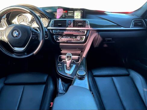 Used 2018 BMW 330i Sedan w/ Convenience Package image 14