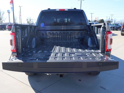 Used 2023 Ford F150 Lariat w/ Max Trailer Tow Package image 28