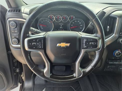 Used 2021 Chevrolet Silverado 1500 LT AWD/4WD image 5