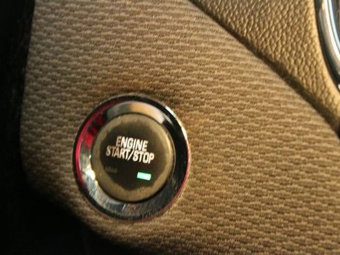 Used 2017 Chevrolet Cruze LT w/ LT Convenience Package image 22