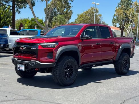 New 2026 Chevrolet Colorado ZR2 w/ ZR2 Bison Edition AWD/4WD image 3