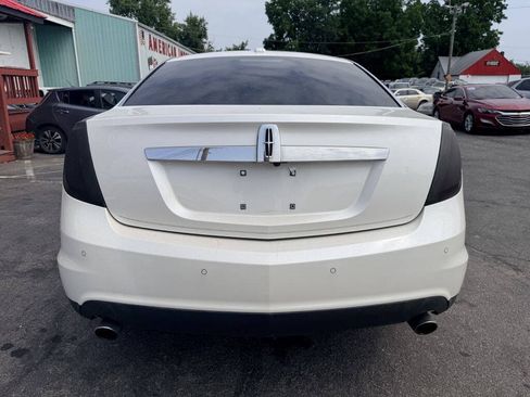 Used 2012 Lincoln MKS AWD image 4